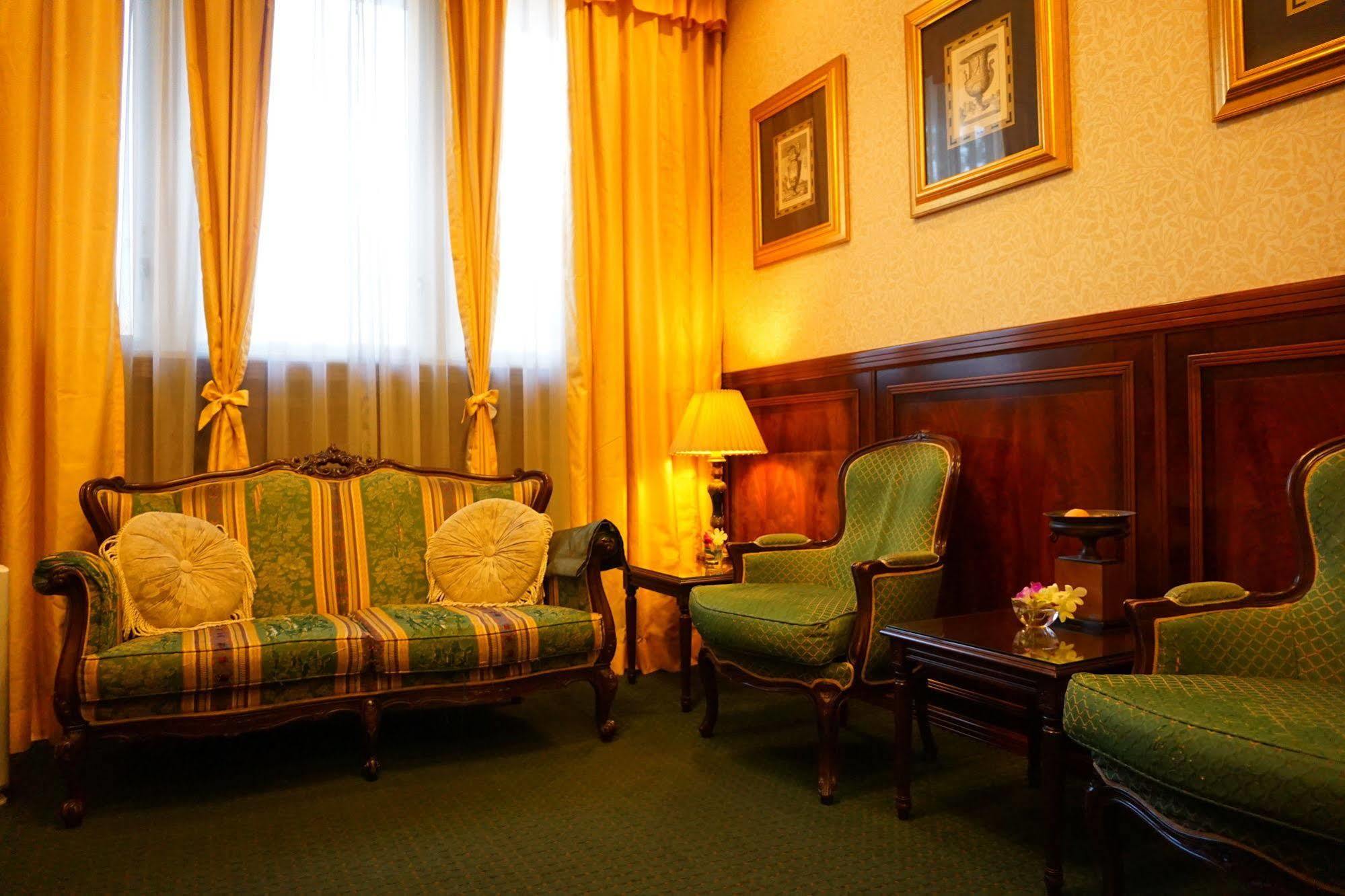 Dukes Hotel Nakasu فوكوكا المظهر الخارجي الصورة