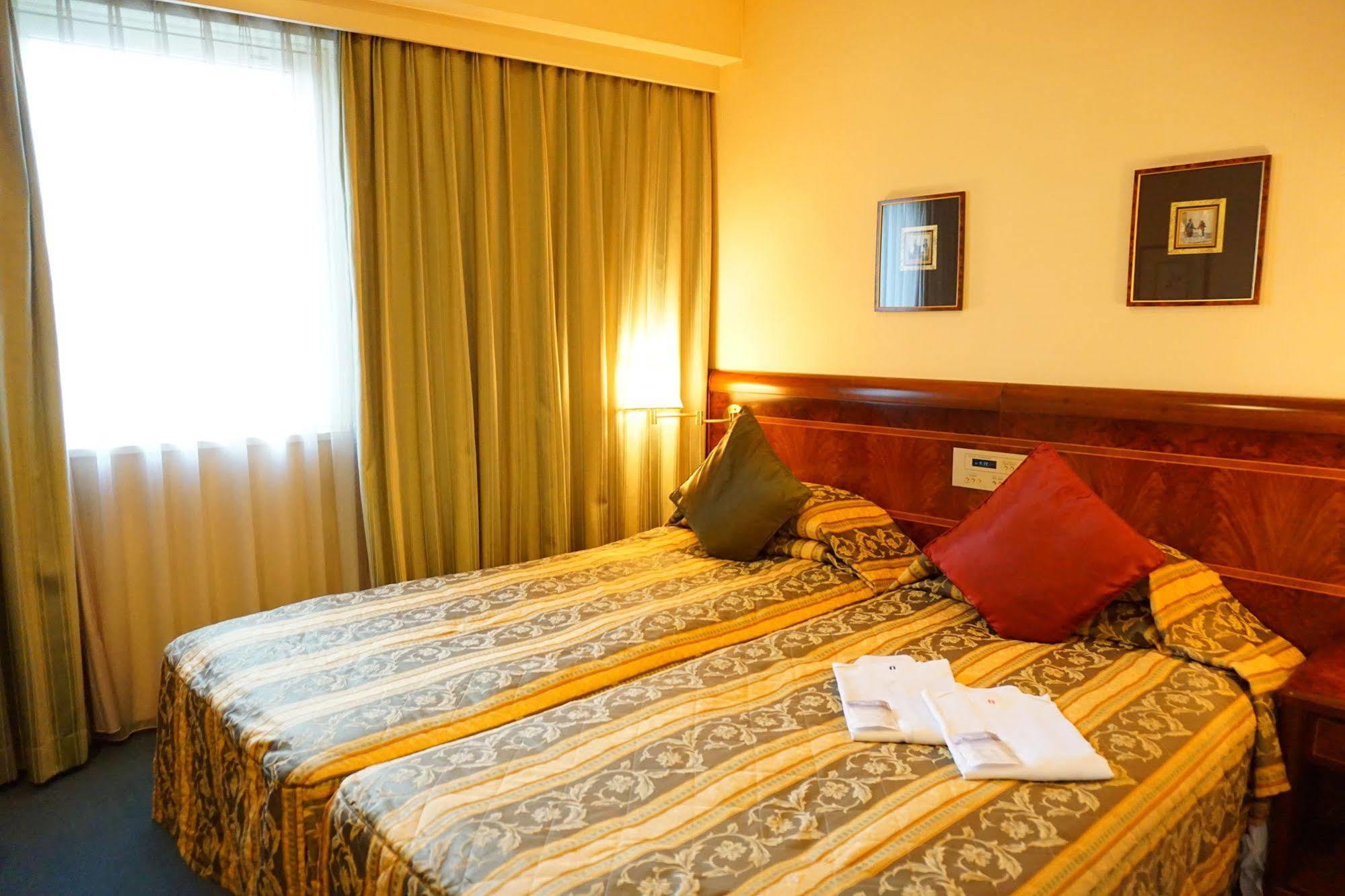 Dukes Hotel Nakasu فوكوكا المظهر الخارجي الصورة